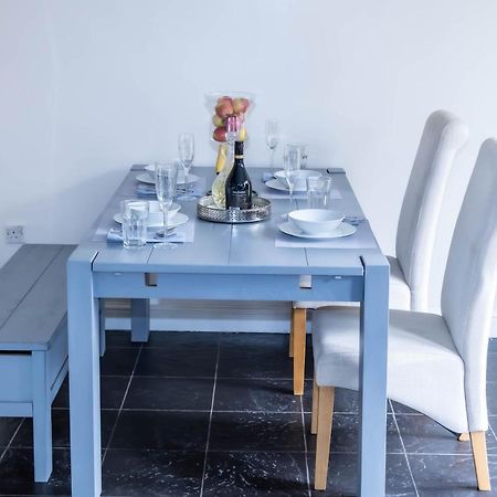 Penda Contractor&Leisure guests Nottingham Villa Bagian luar foto
