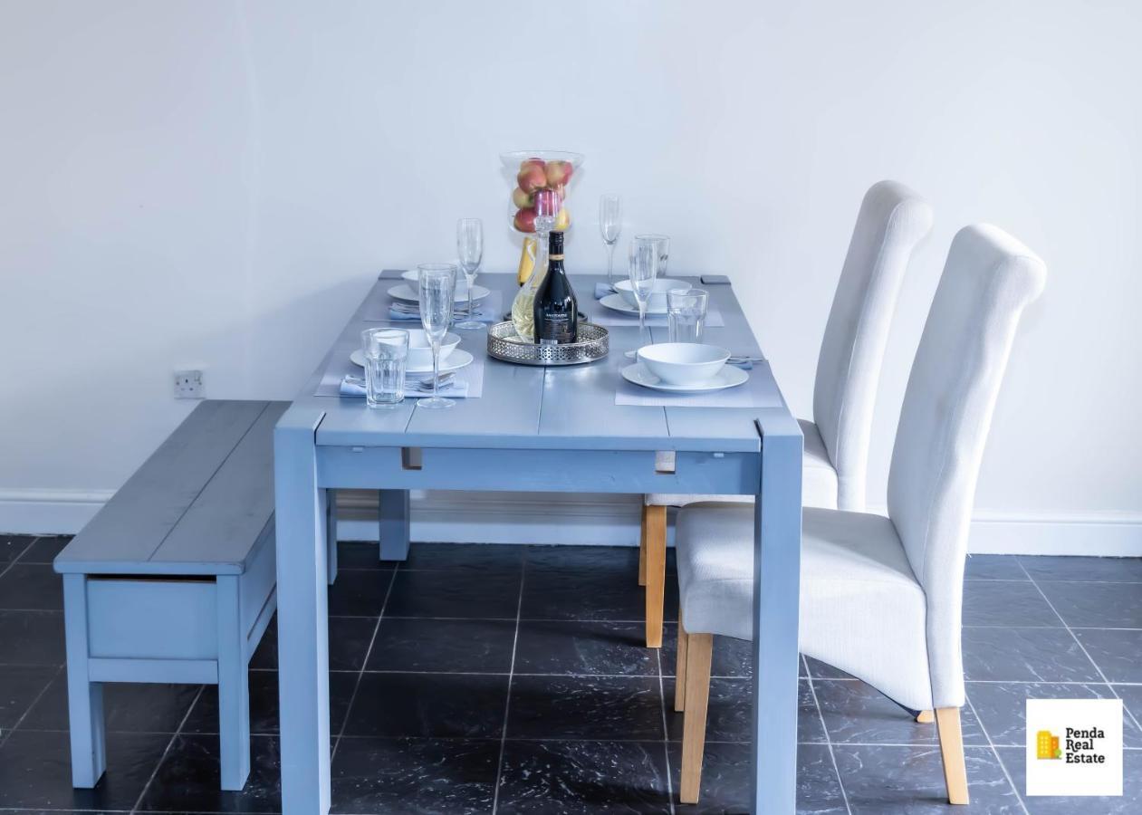 Penda Contractor&Leisure guests Nottingham Villa Bagian luar foto