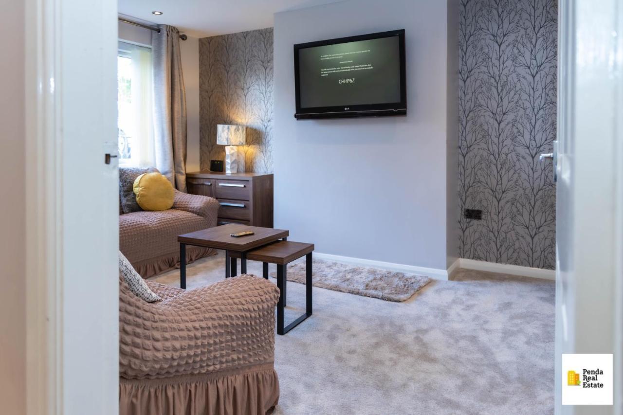 Penda Contractor&Leisure guests Nottingham Villa Bagian luar foto